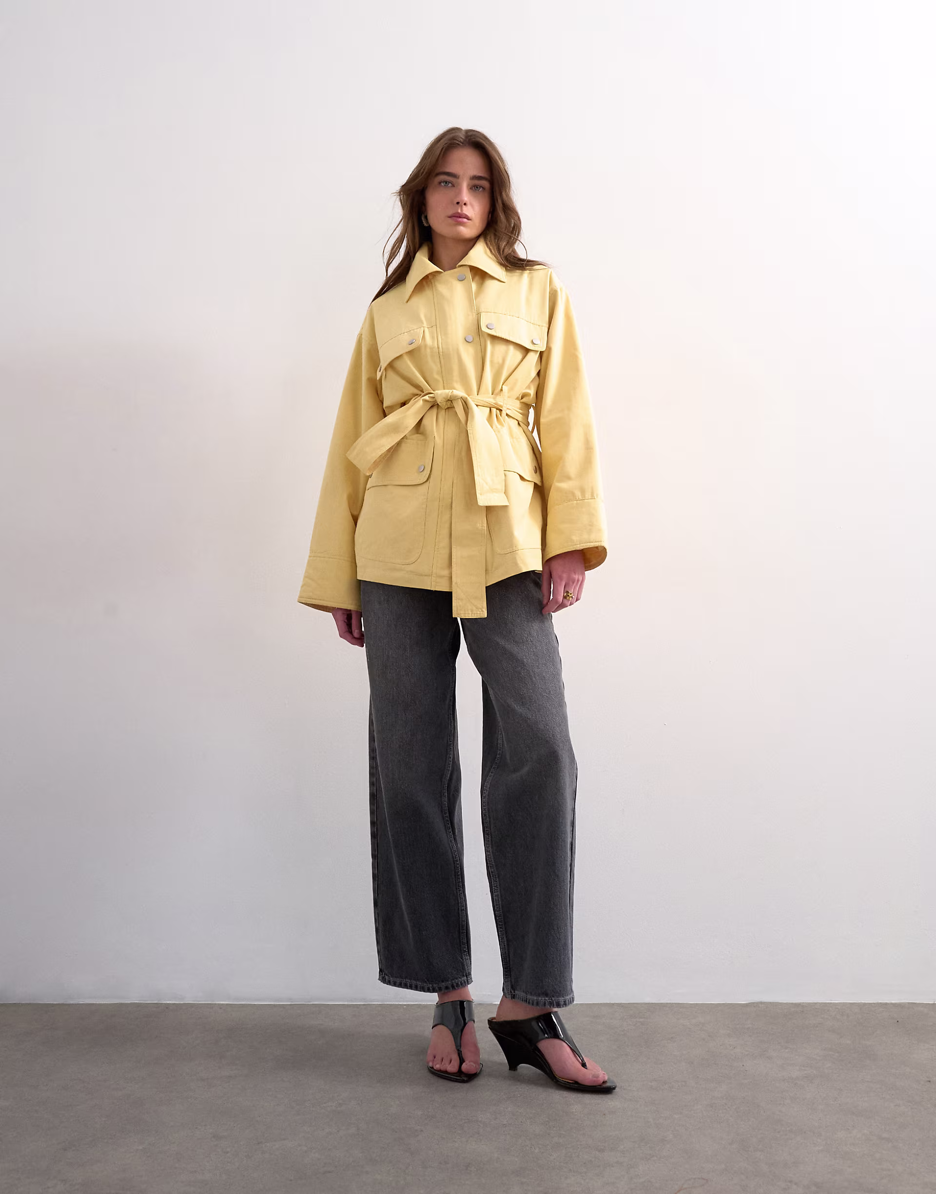 Tosphop Cinch low rise relaxed jean in pretty grey